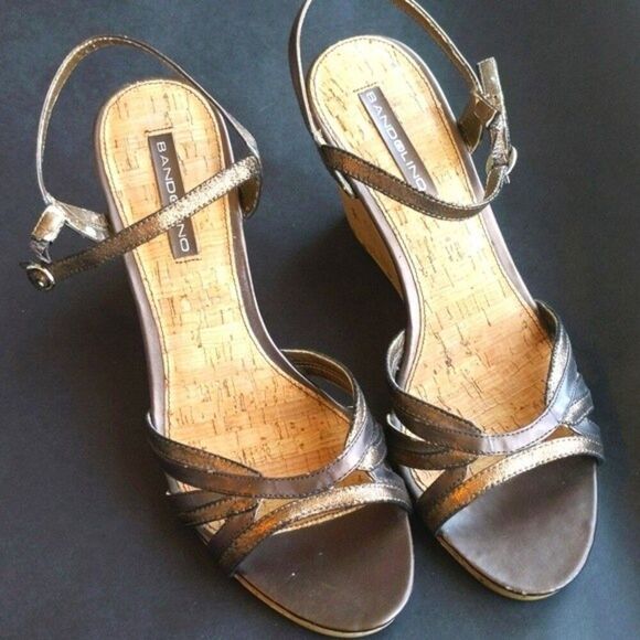Bandolino wedge sandals with embellished heels - brown & gold - size 9 - Picture 2 of 10